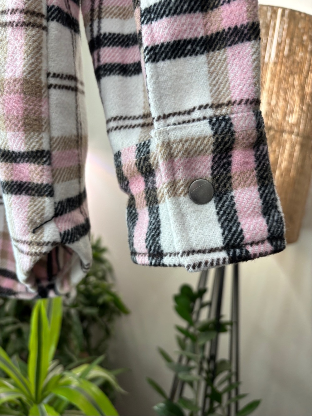 Fornia Plaid Women's Small Shacket Recycled Polyester Cream Pink Black EUC - Picture 4 of 5